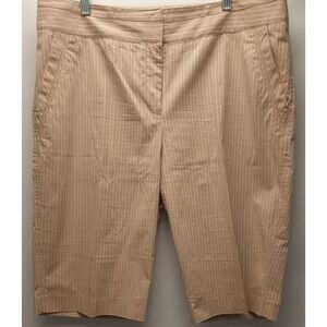 Womens Size 14 Apostrophe Stretch Casual Shorts Cream
